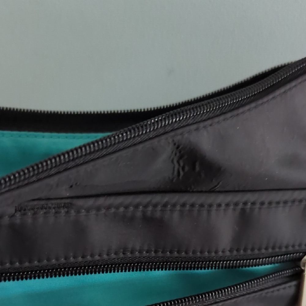 Travelon Black Women's Crossbody Anti Theft Bag with Blue Lining - Picture 3 of 5